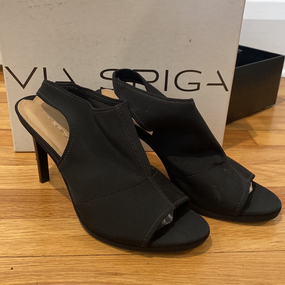 Via Spiga Neoprene Slingback Heal